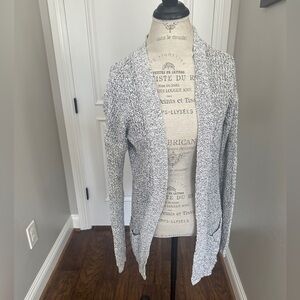 Express cardigan with pockets